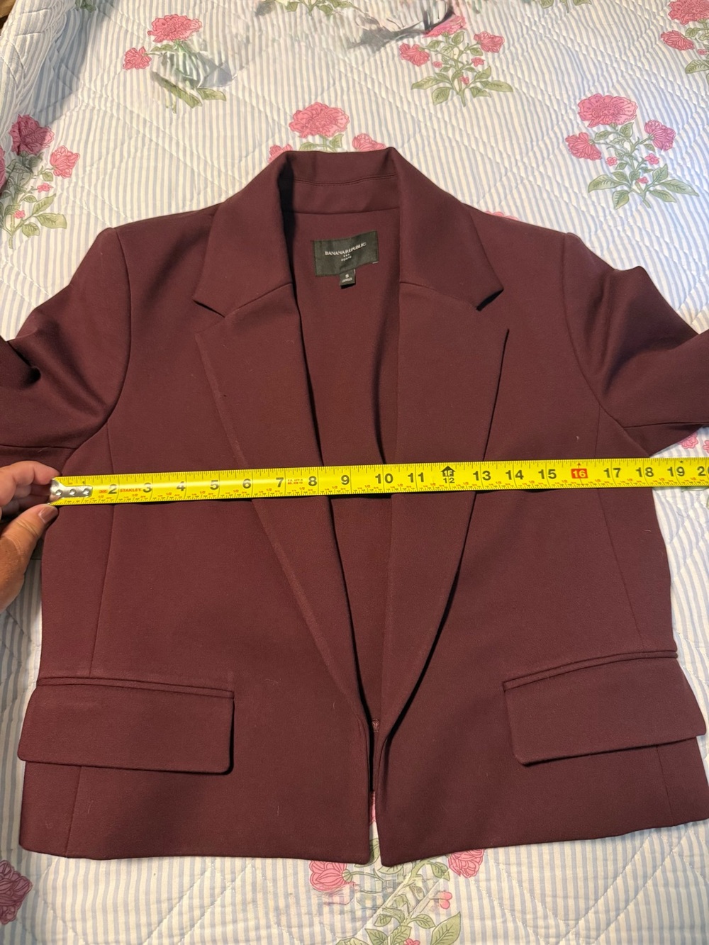 Banana Republic Women's Wine Cropped Blazer - Picture 6 of 10